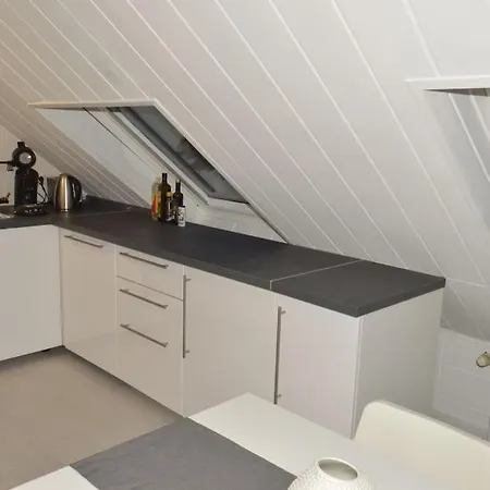 Ruettenscheid Dachgeschosswohnung * إسن